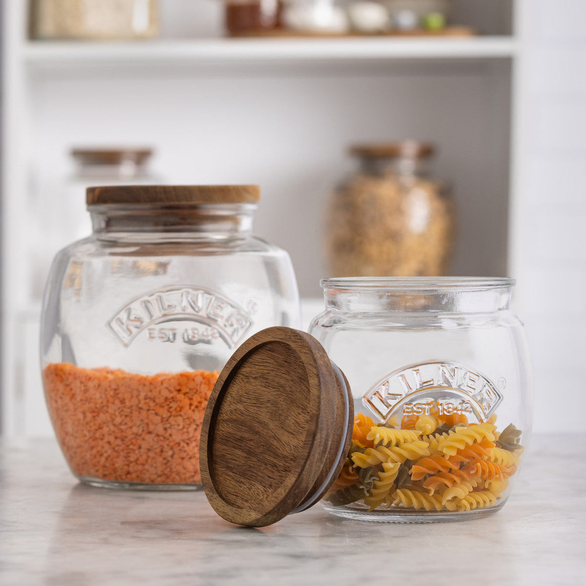 KILNER Universal Jar with Acacia Lid 2 Litre