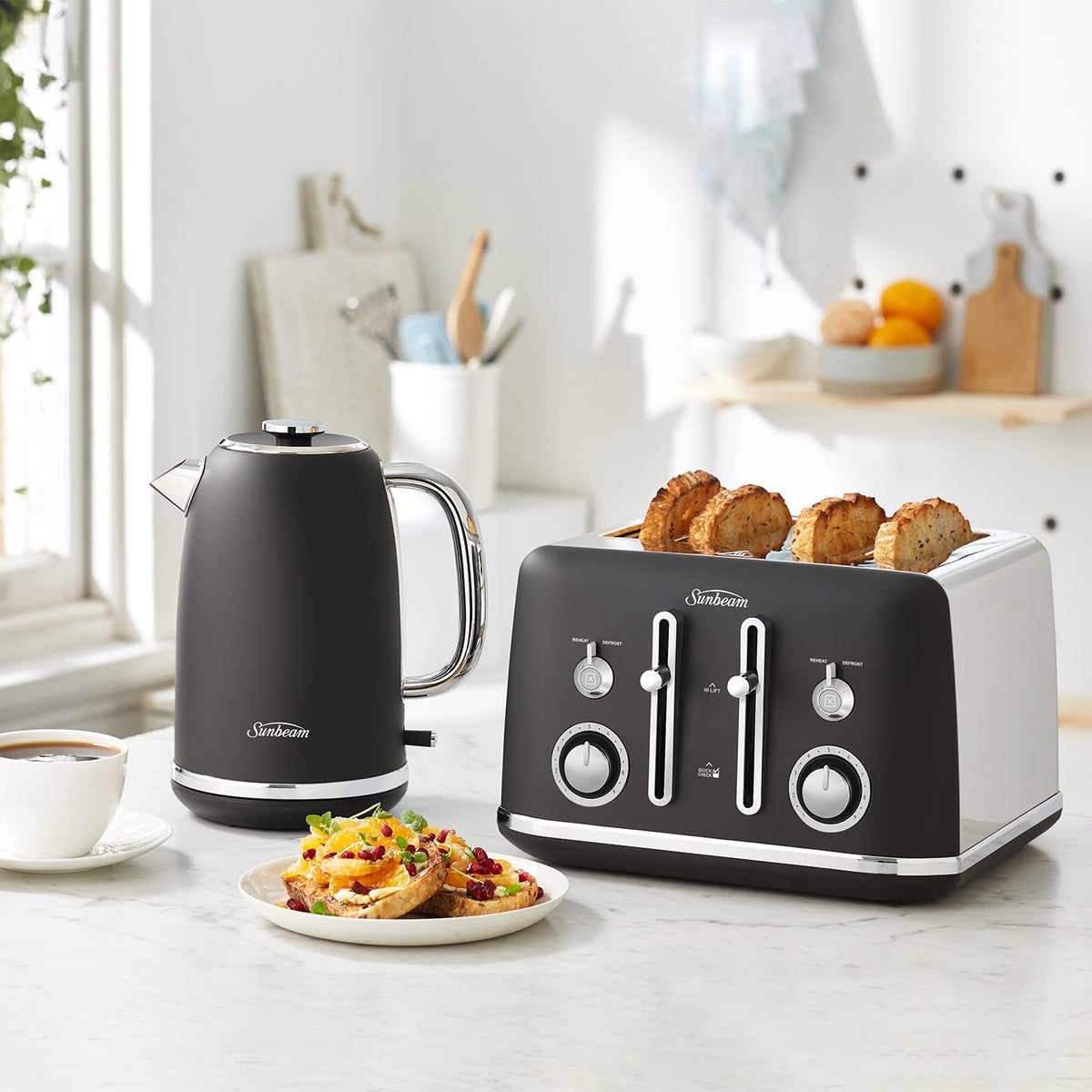 Sunbeam Alinea 1.7L Kettle Black Classics - KE2700K