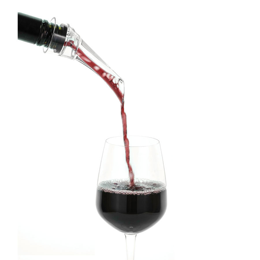 AVANTI Wine Aerating Pourer in use
