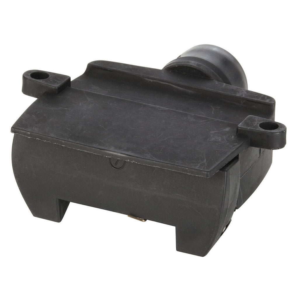 PS2051 seven-pin flat trailer socket with protective cover closed