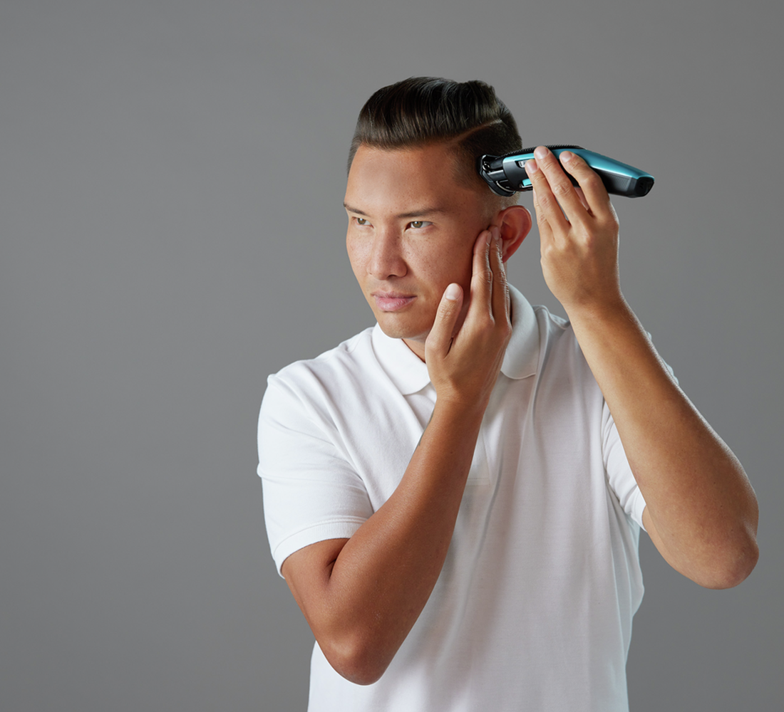 Remington HC5001AU hair clipper in use
