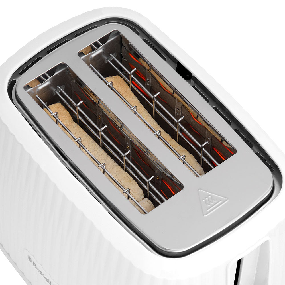 Russell Hobbs RHT2737WHT toasting slots close-up
