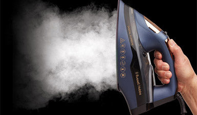 Russell Hobbs Digital Supreme RHC570 steam iron smoothing fabric