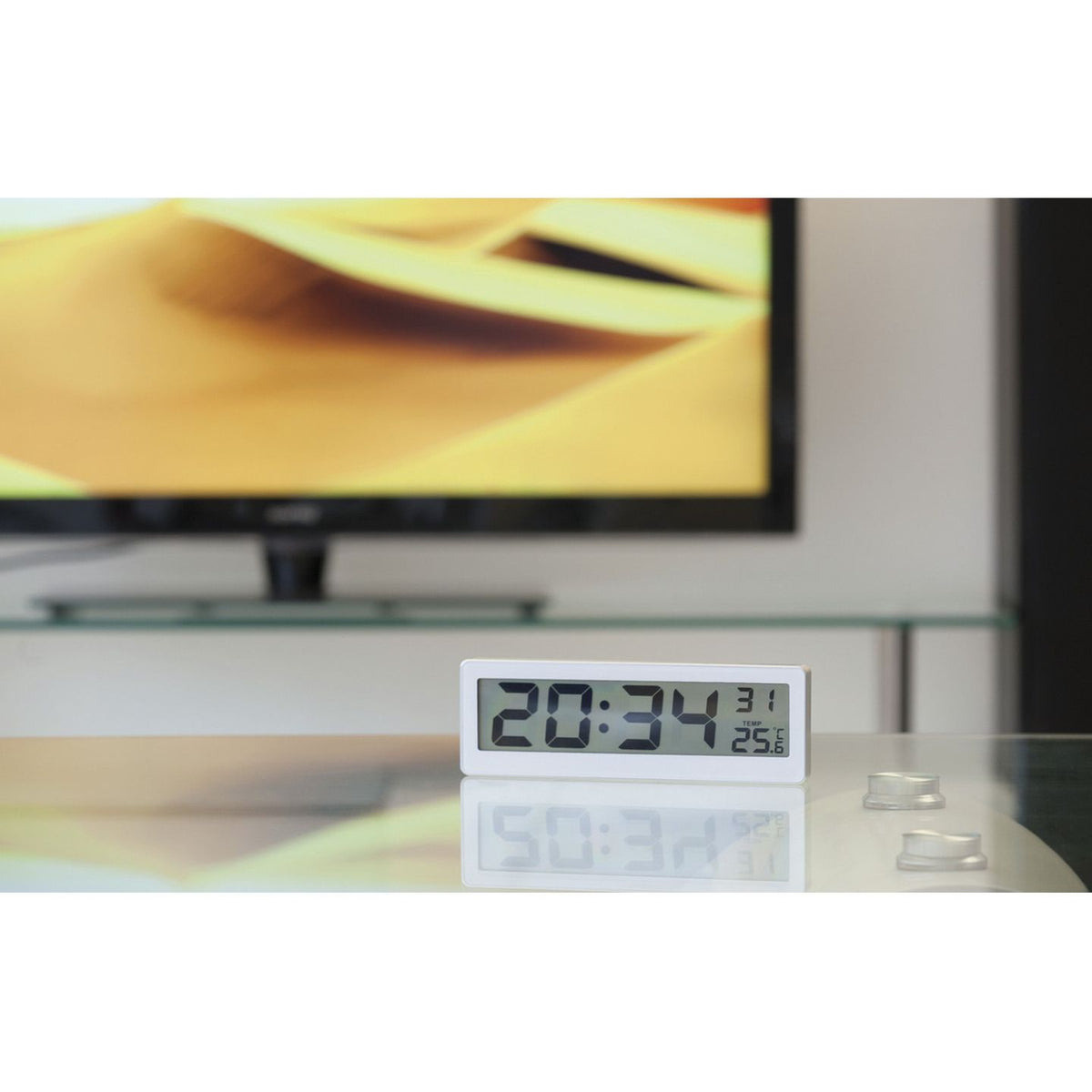 XC0230 LCD clock and thermometer in a room